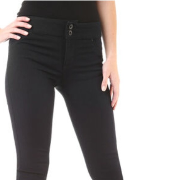 GUESS - Curvy Mid Rise Black Jeggings - Picture 1 of 6